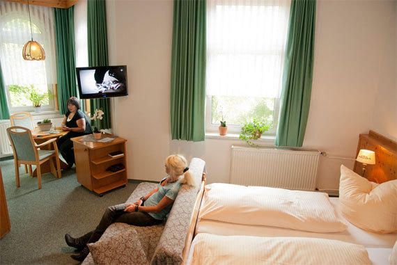 Pension Tannenrausch Friedrichroda Ruang foto