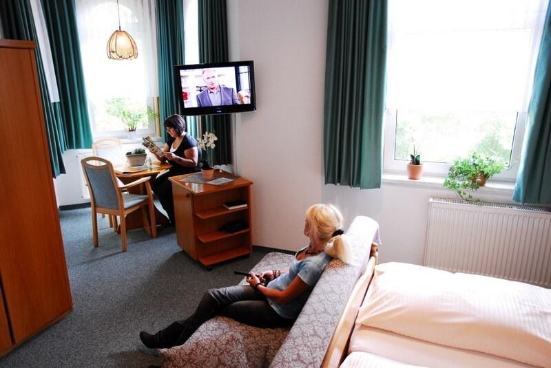 Pension Tannenrausch Friedrichroda Ruang foto